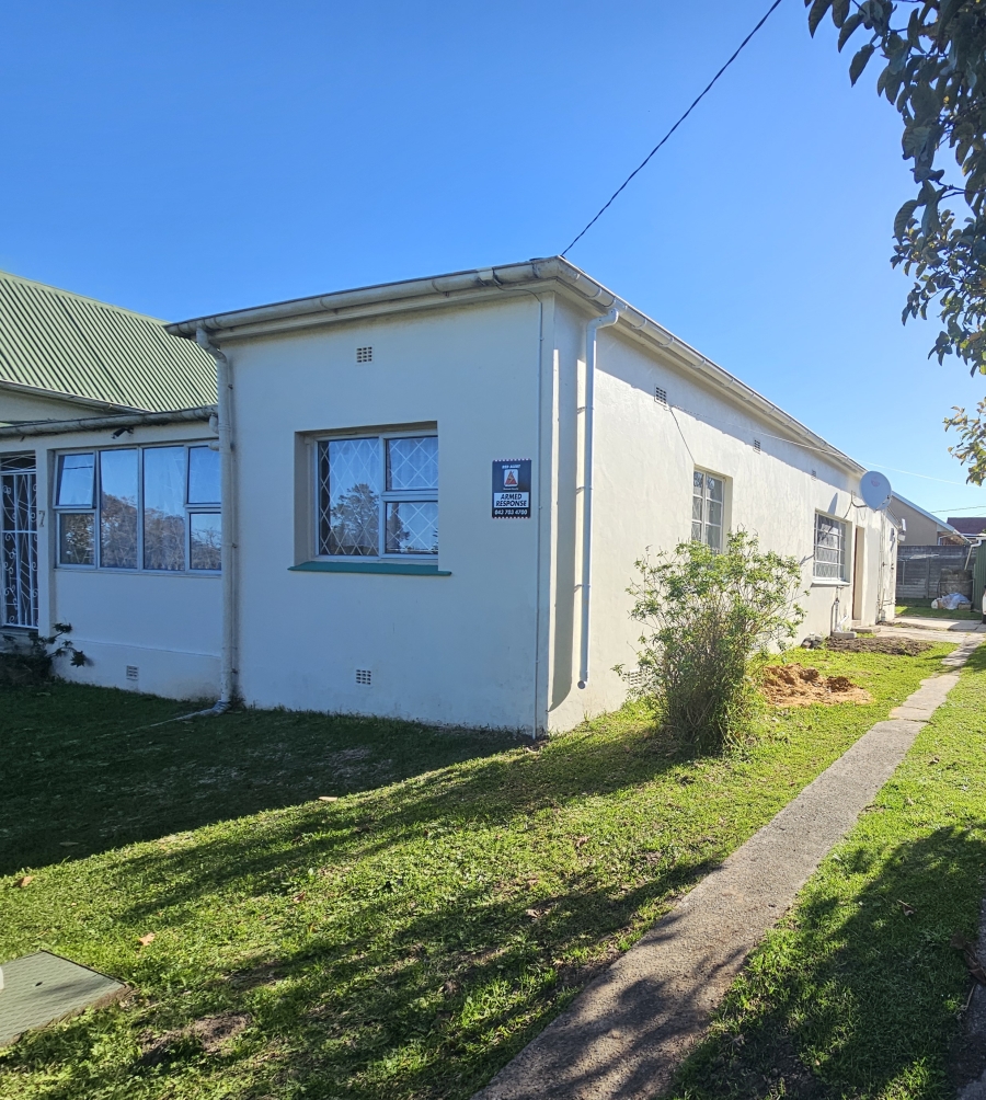 To Let 2 Bedroom Property for Rent in Cambridge Eastern Cape